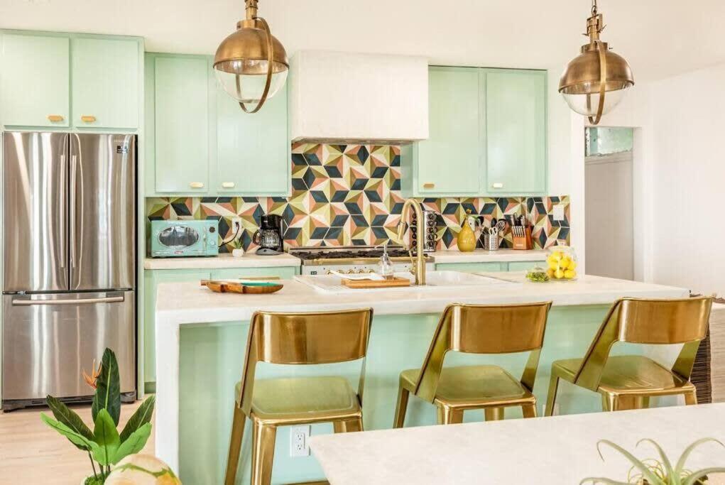 Апартаменты Penthouse Lux Атланта Экстерьер фото